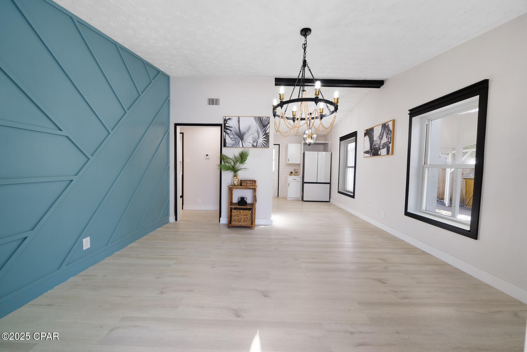 121 E Sonata Circle