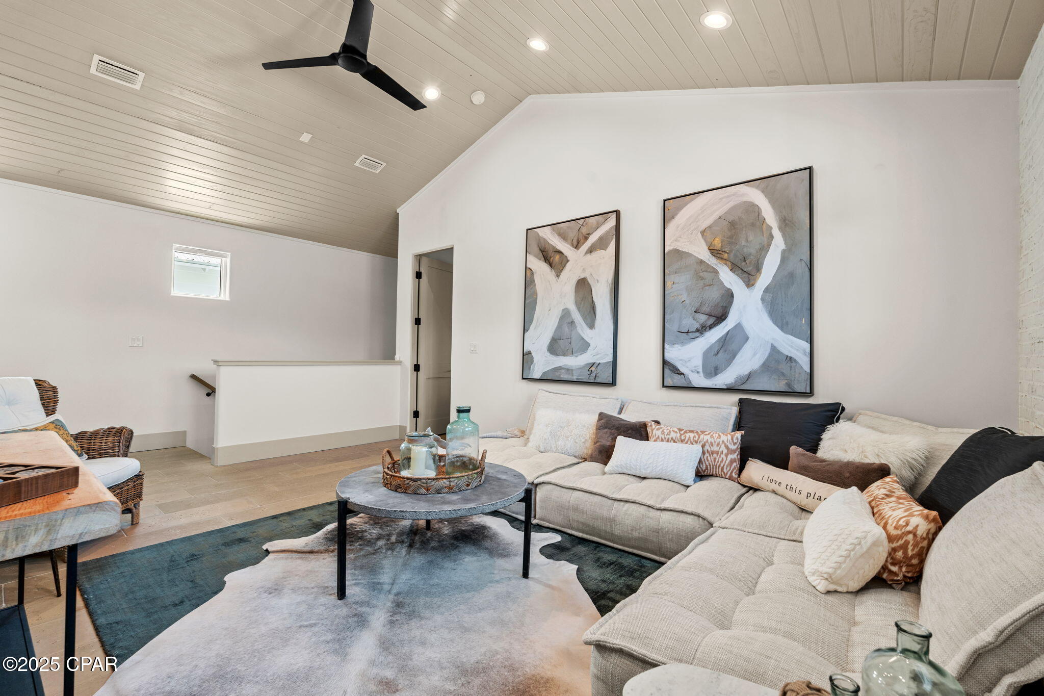 8599 N Lagoon Drive
