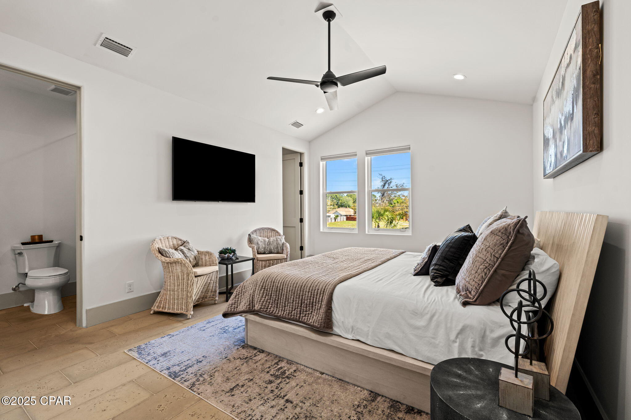 8599 N Lagoon Drive