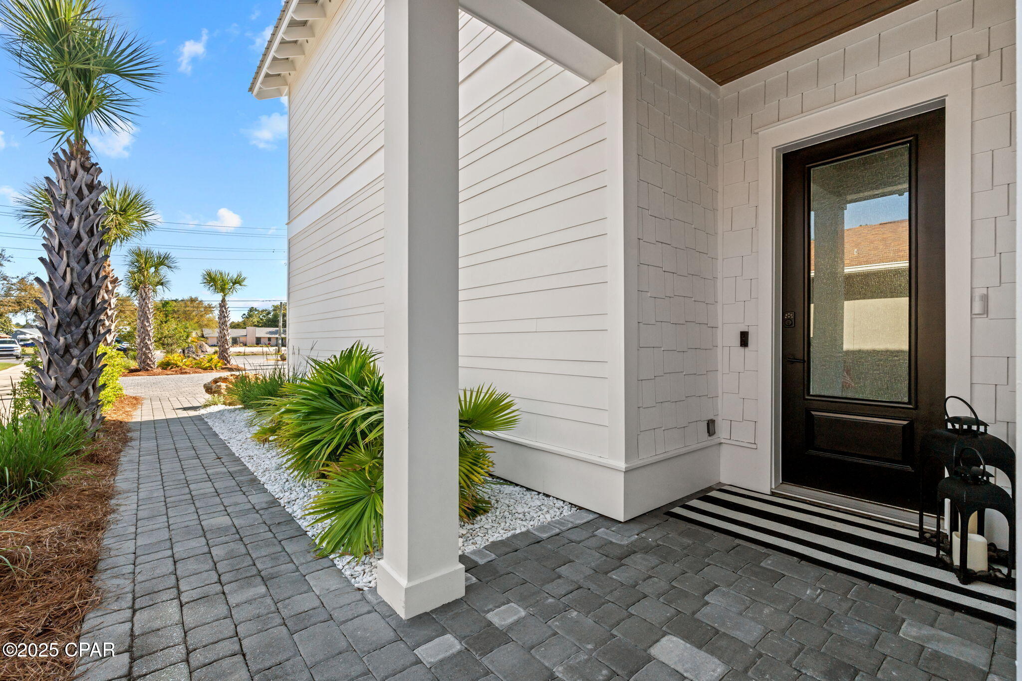 8599 N Lagoon Drive