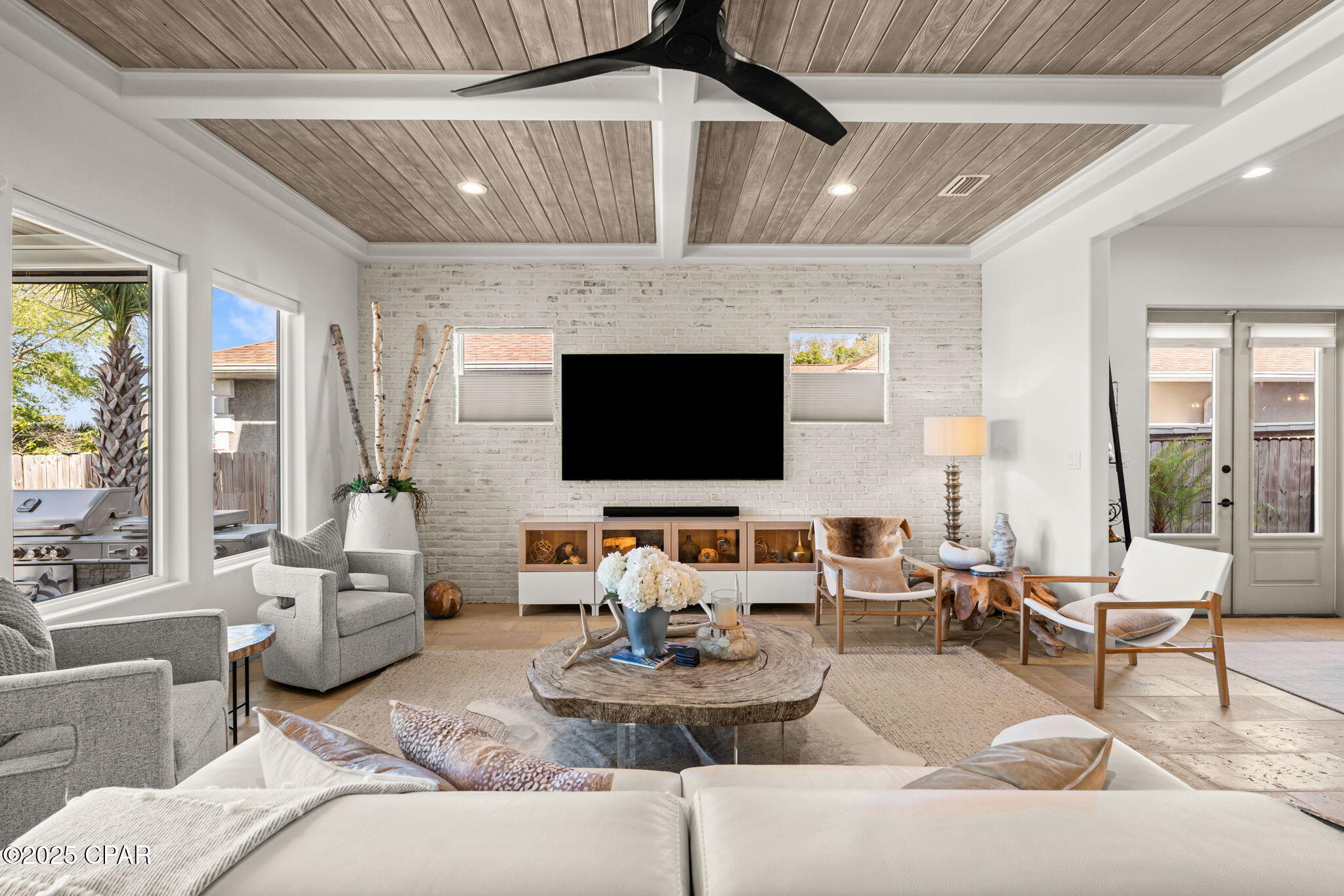 8599 N Lagoon Drive