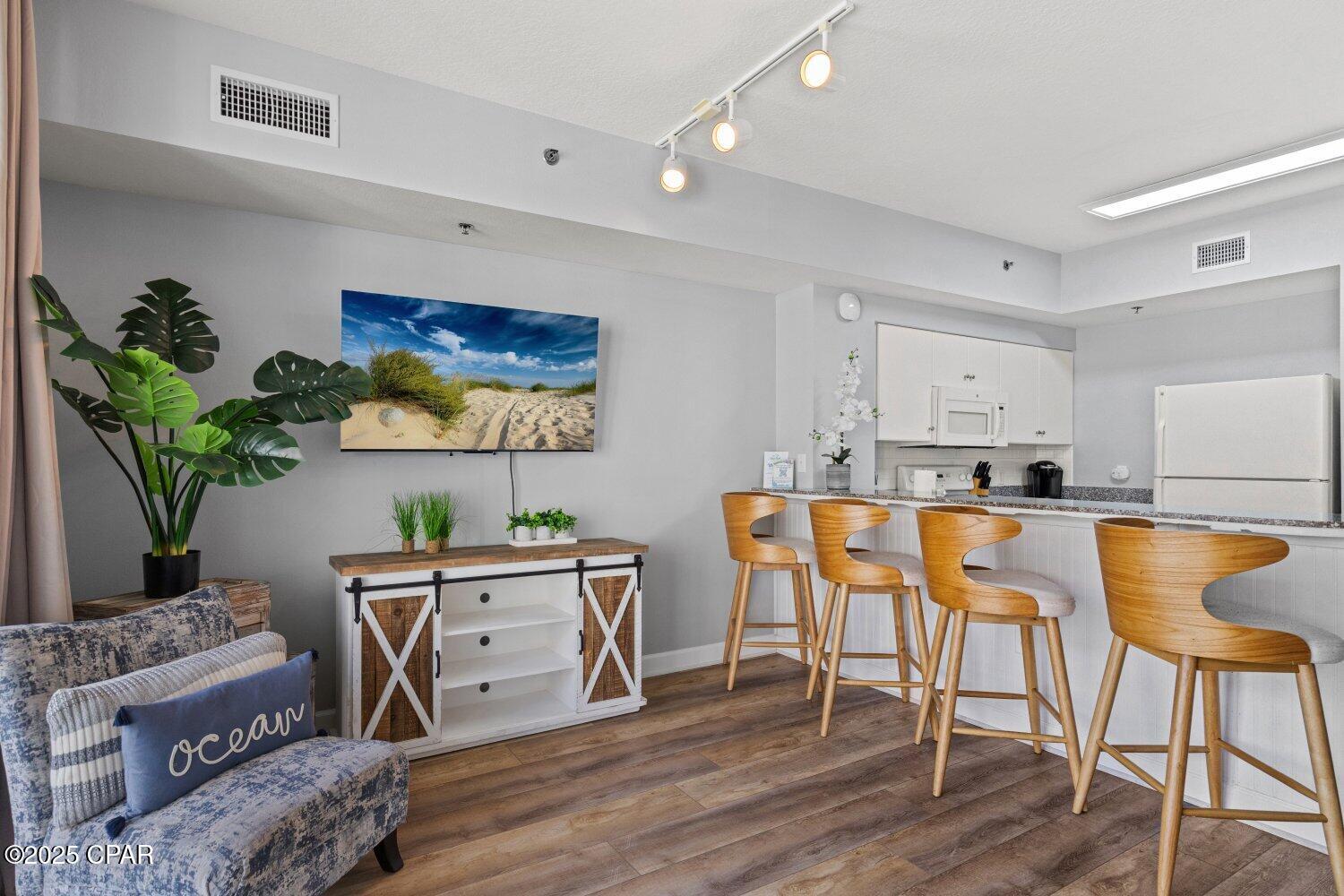 9900 S Thomas Drive 1408