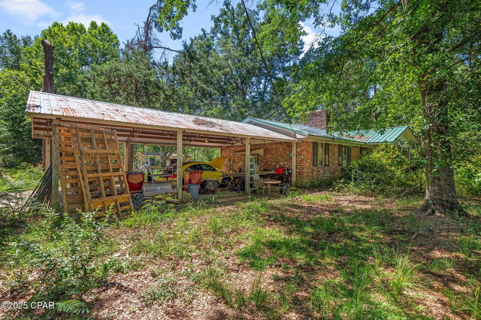 7485 Munson Highway