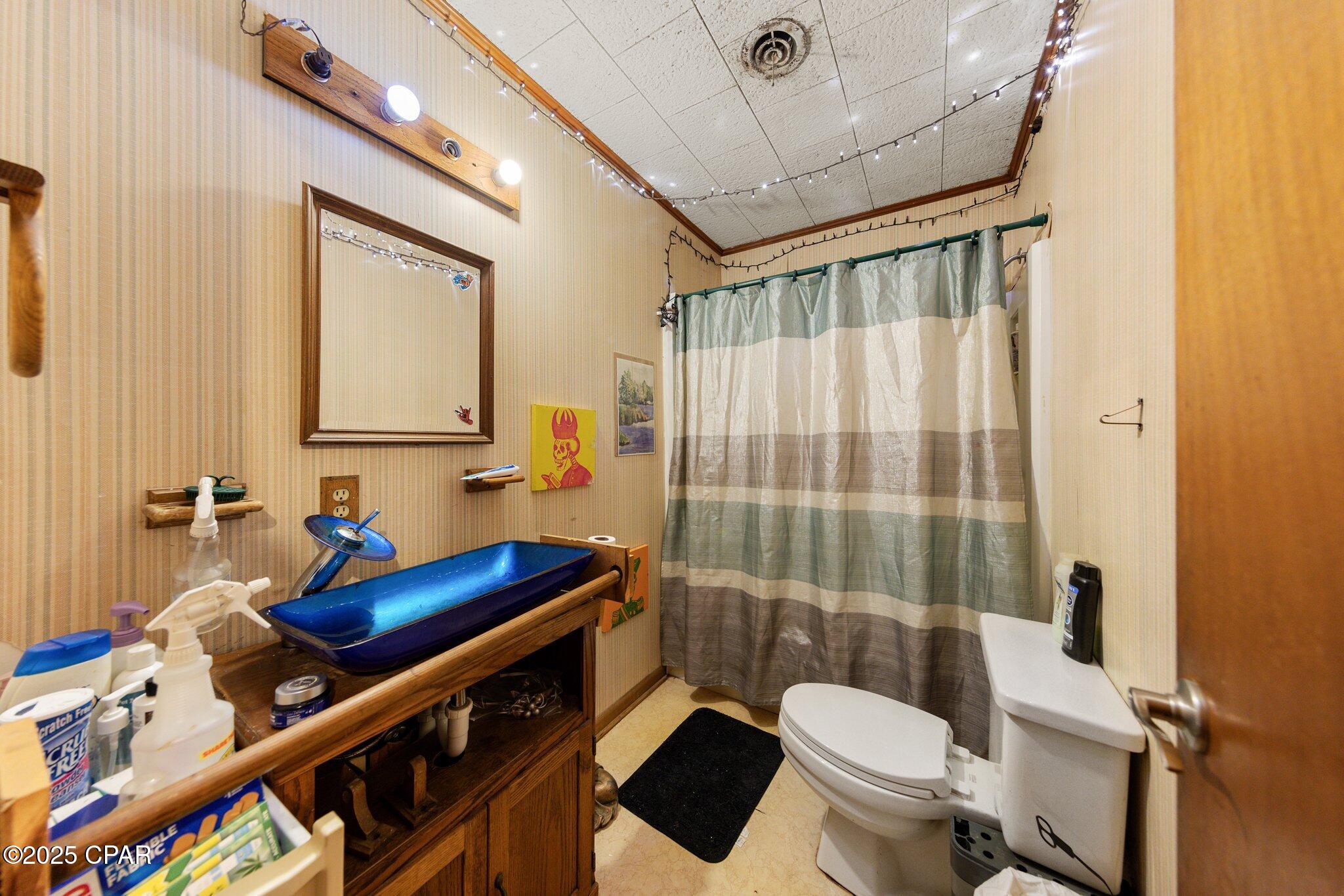 7485 Munson Highway