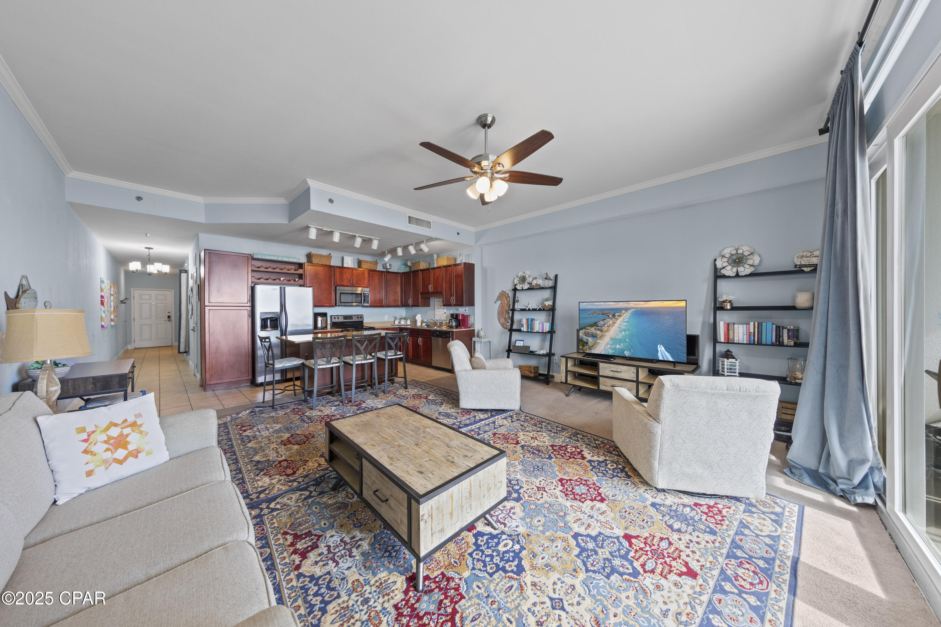 9860 S Thomas Drive, 2116