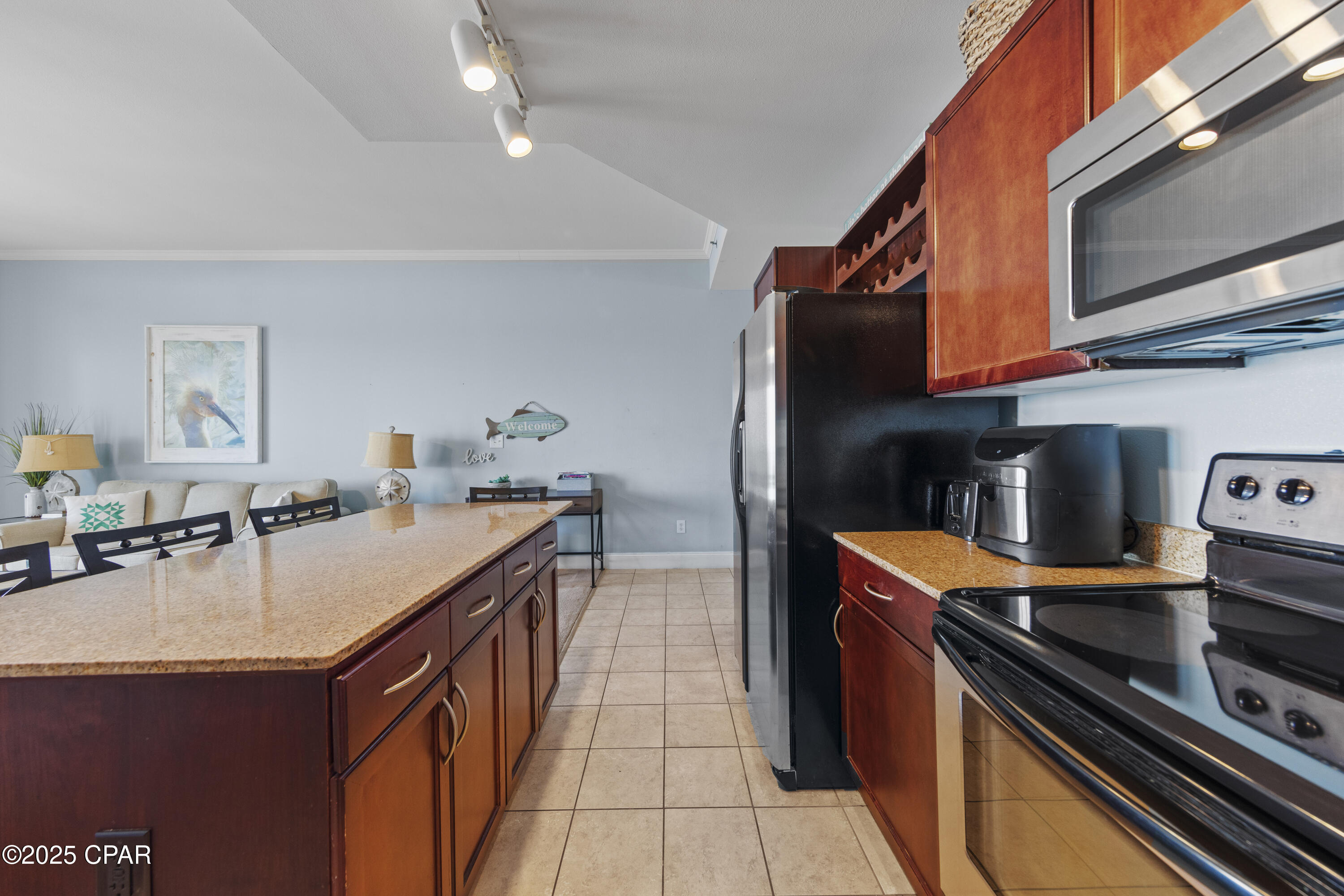 9860 S Thomas Drive, 2116