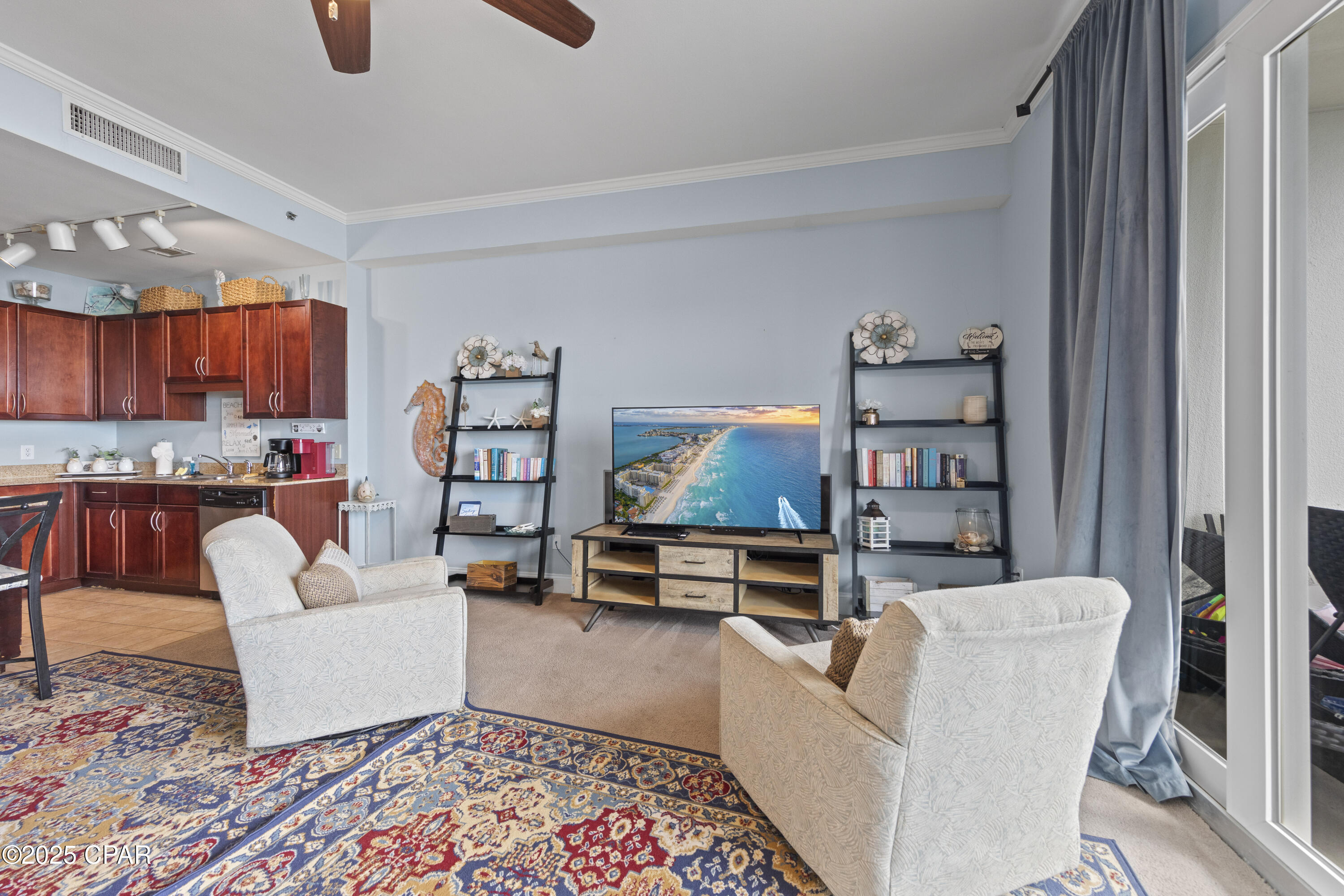 9860 S Thomas Drive, 2116