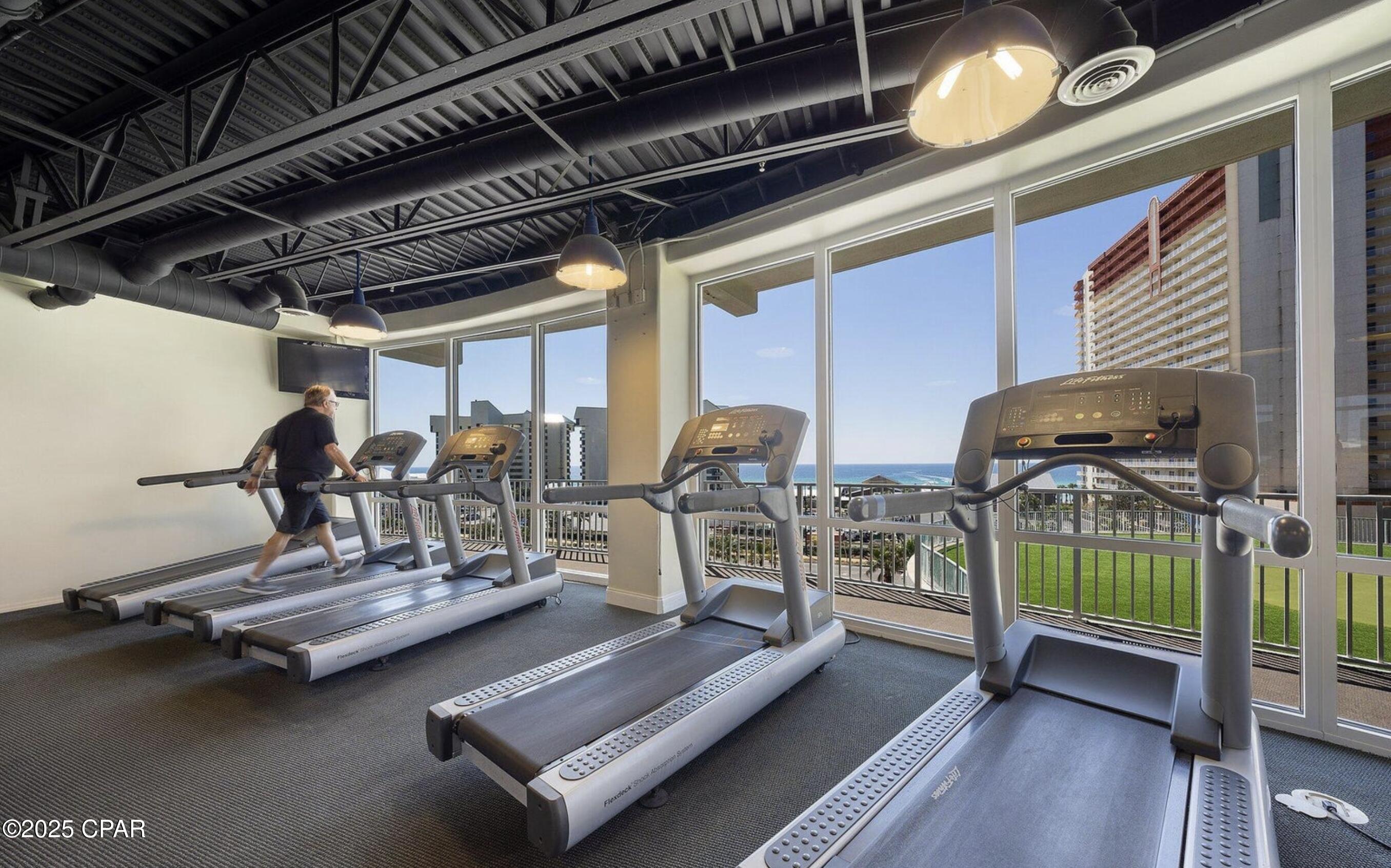 9860 S Thomas Drive, 2116