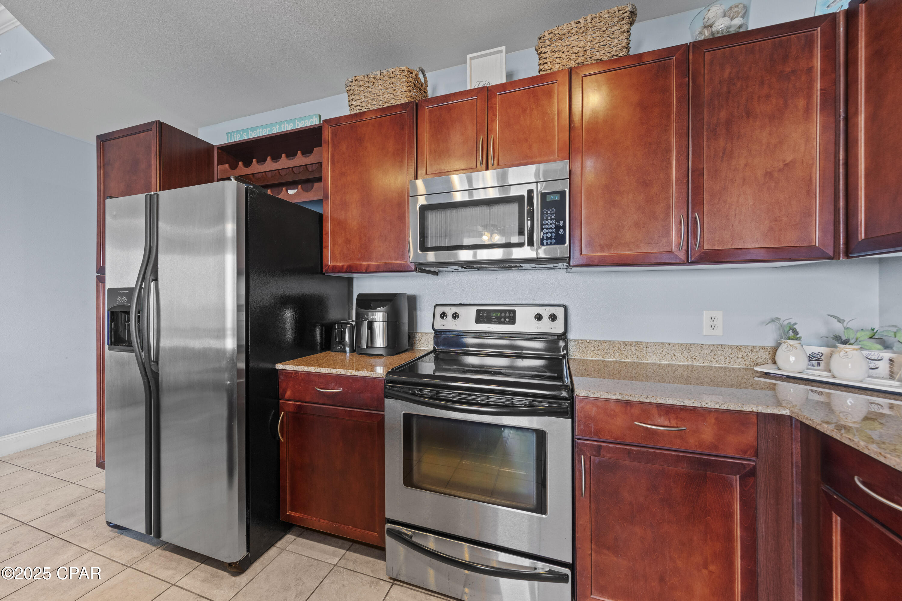 9860 S Thomas Drive, 2116