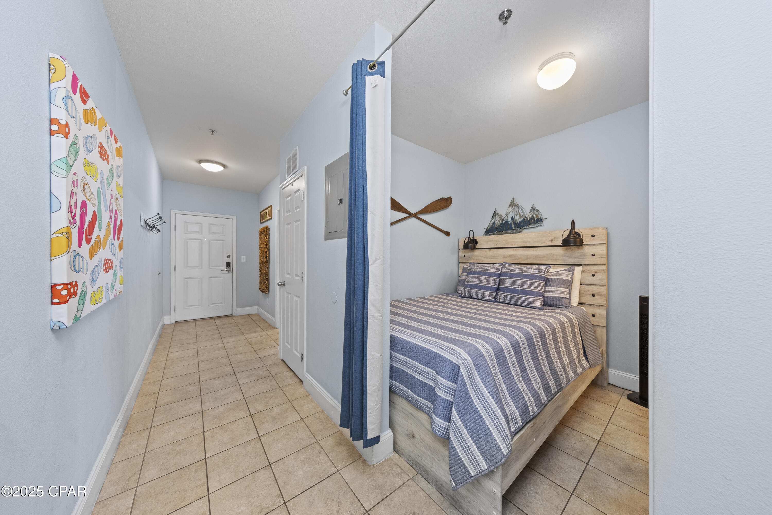 9860 S Thomas Drive, 2116