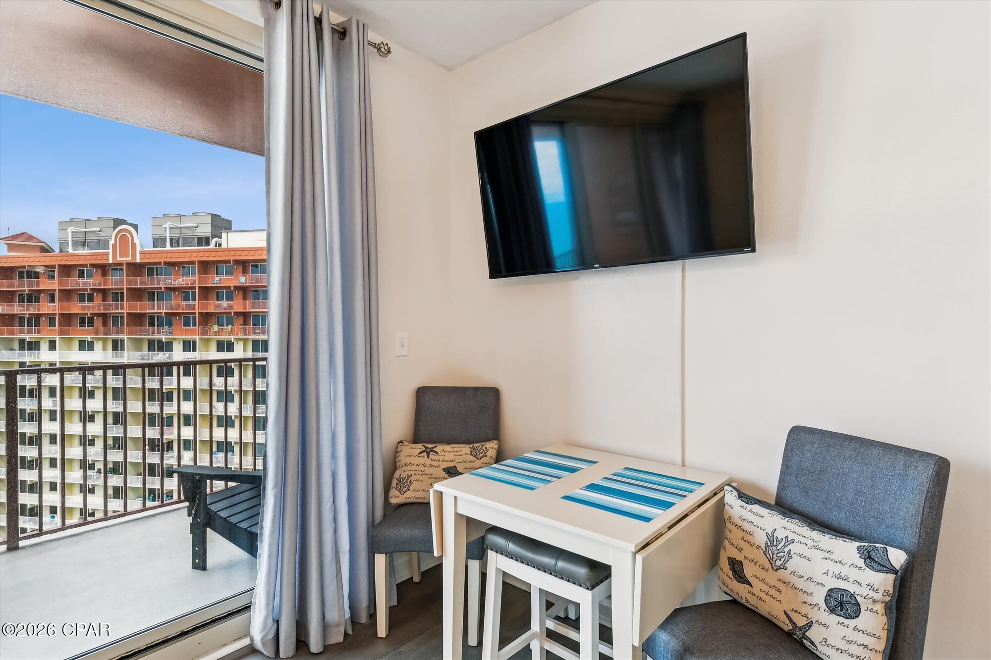 9900 S Thomas Drive 2123