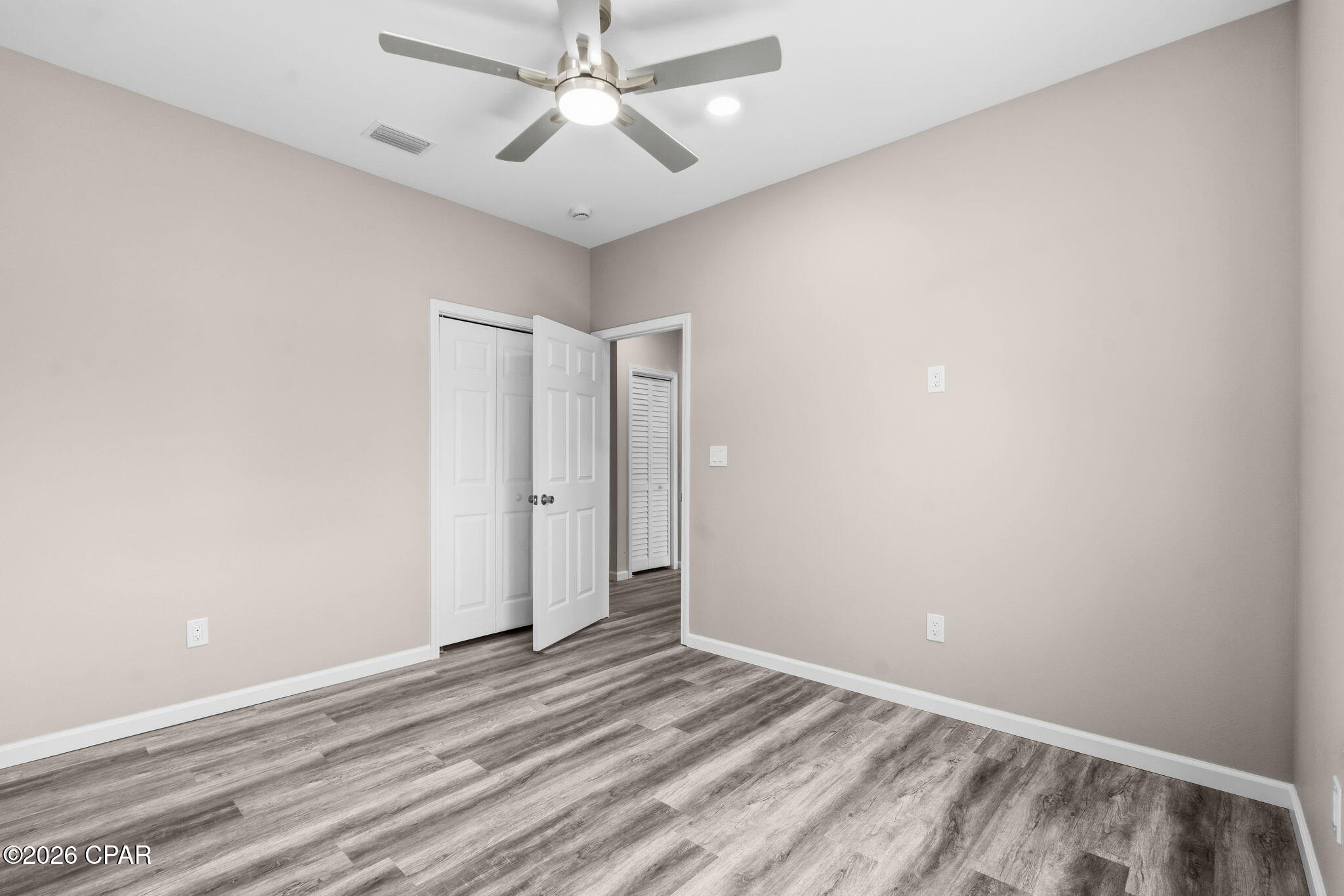 3715 E 13th Court
