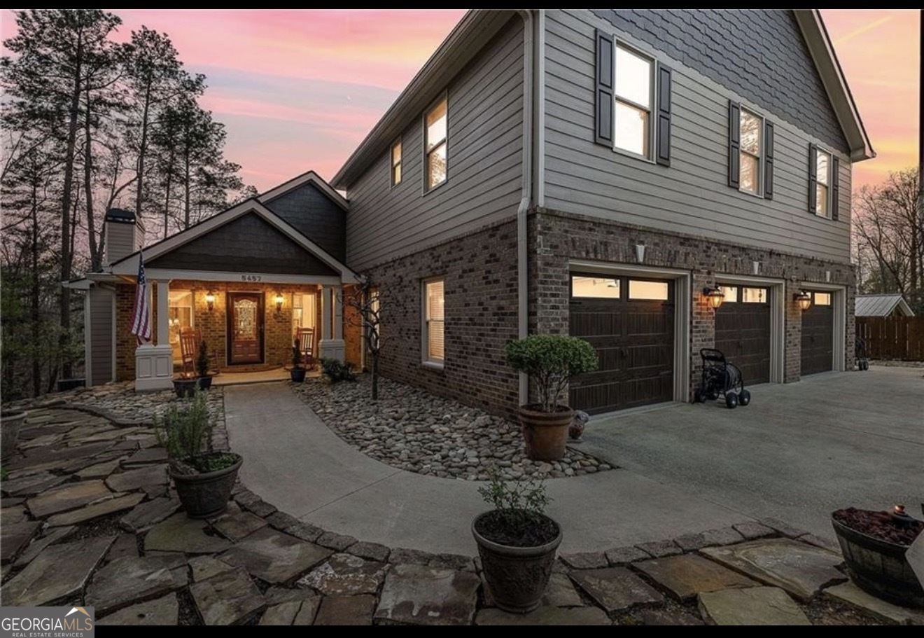 5457 Dogwood Lane