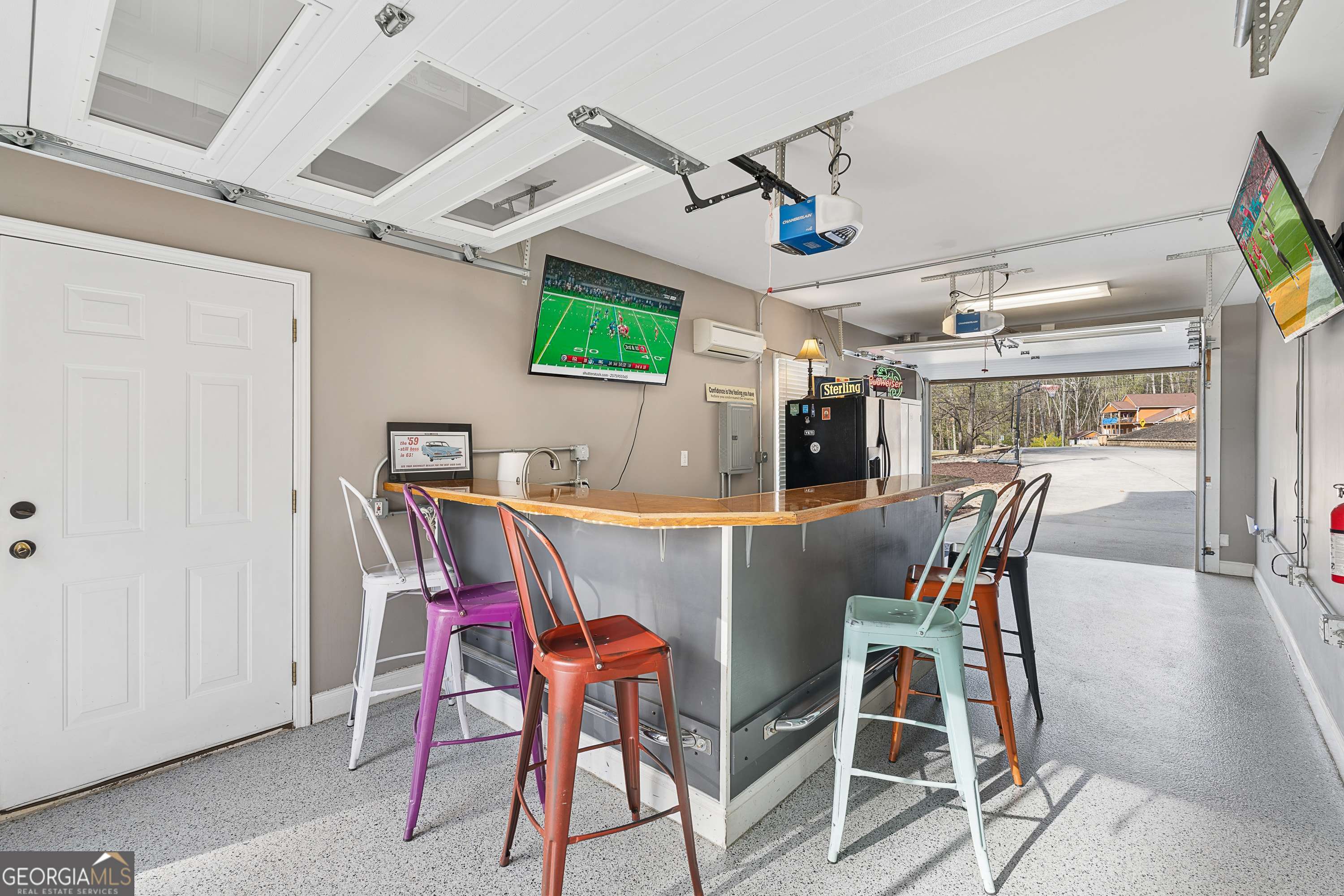 5457 Dogwood Lane