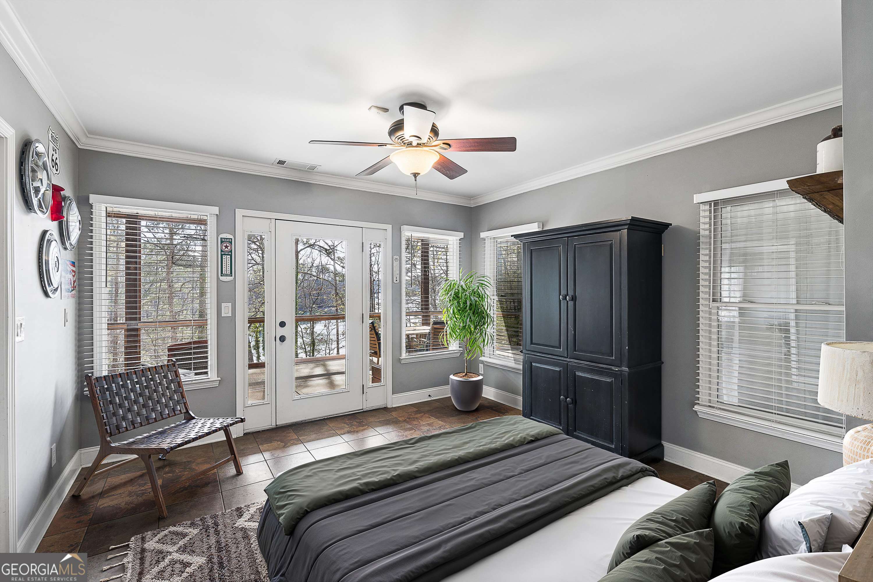 5457 Dogwood Lane