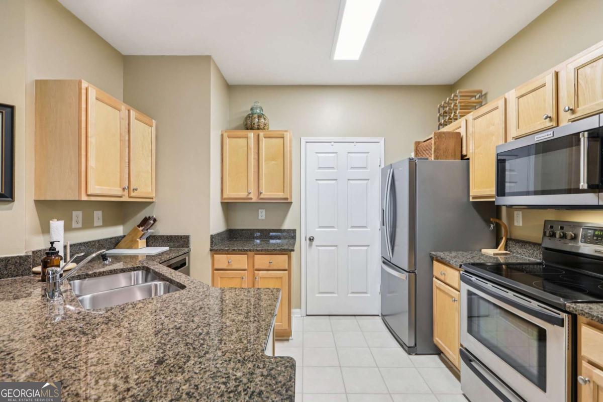 5641 Roswell Road # 217