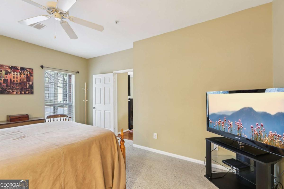 5641 Roswell Road # 217