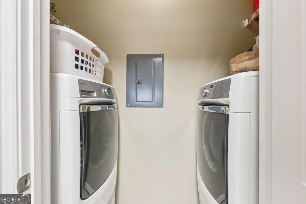 5641 Roswell Road # 217