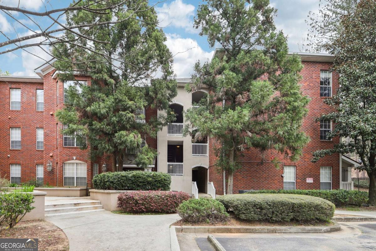 5641 Roswell Road # 217