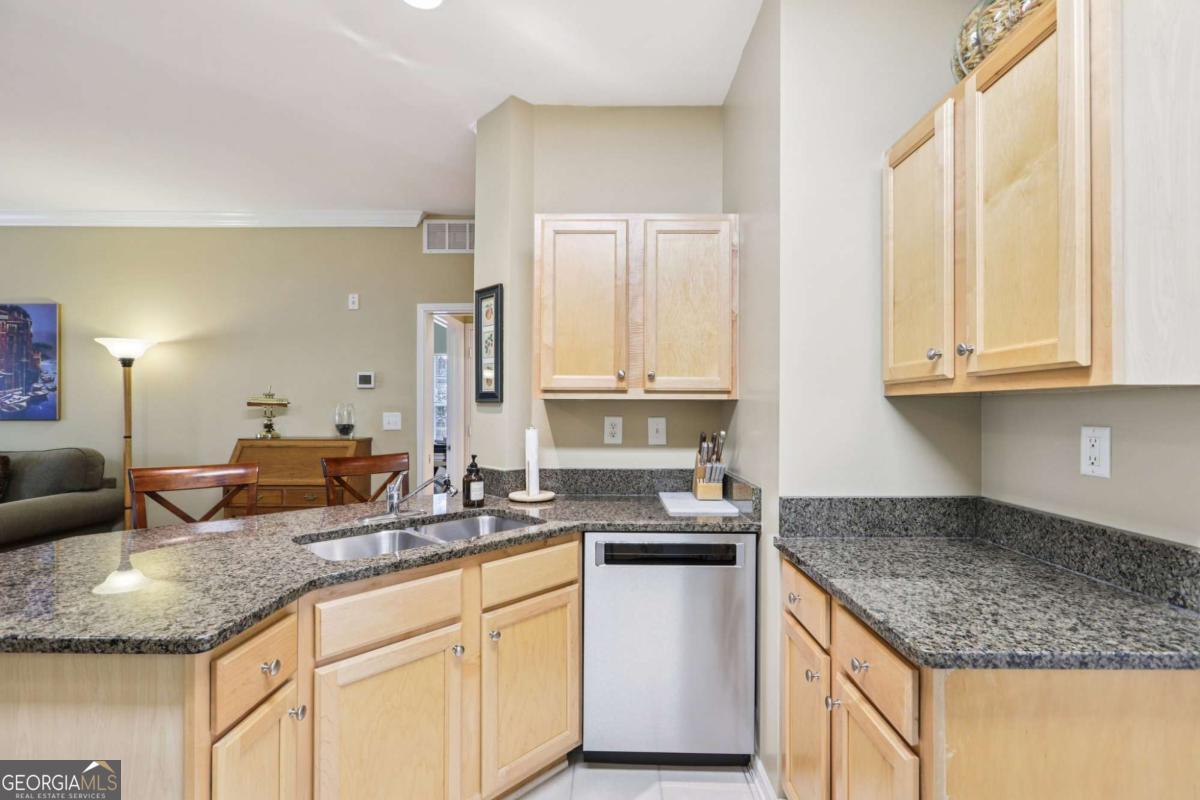 5641 Roswell Road # 217