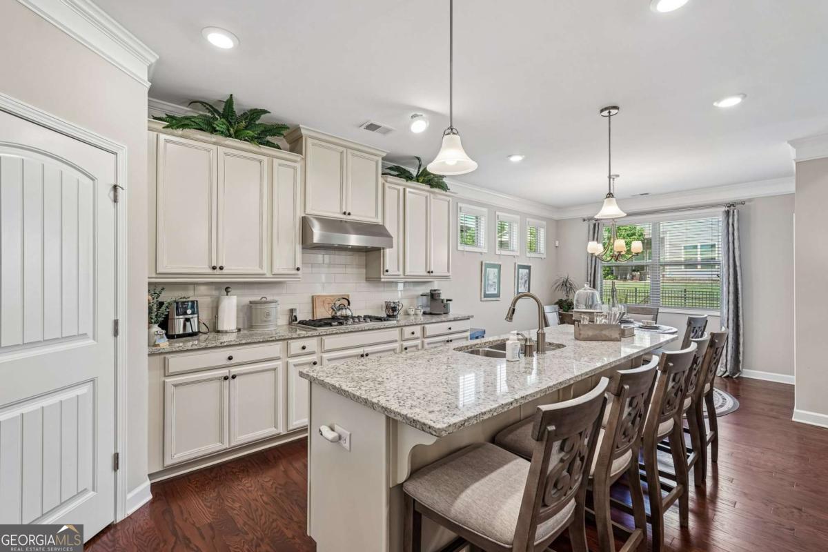 2690 Westlington Circle