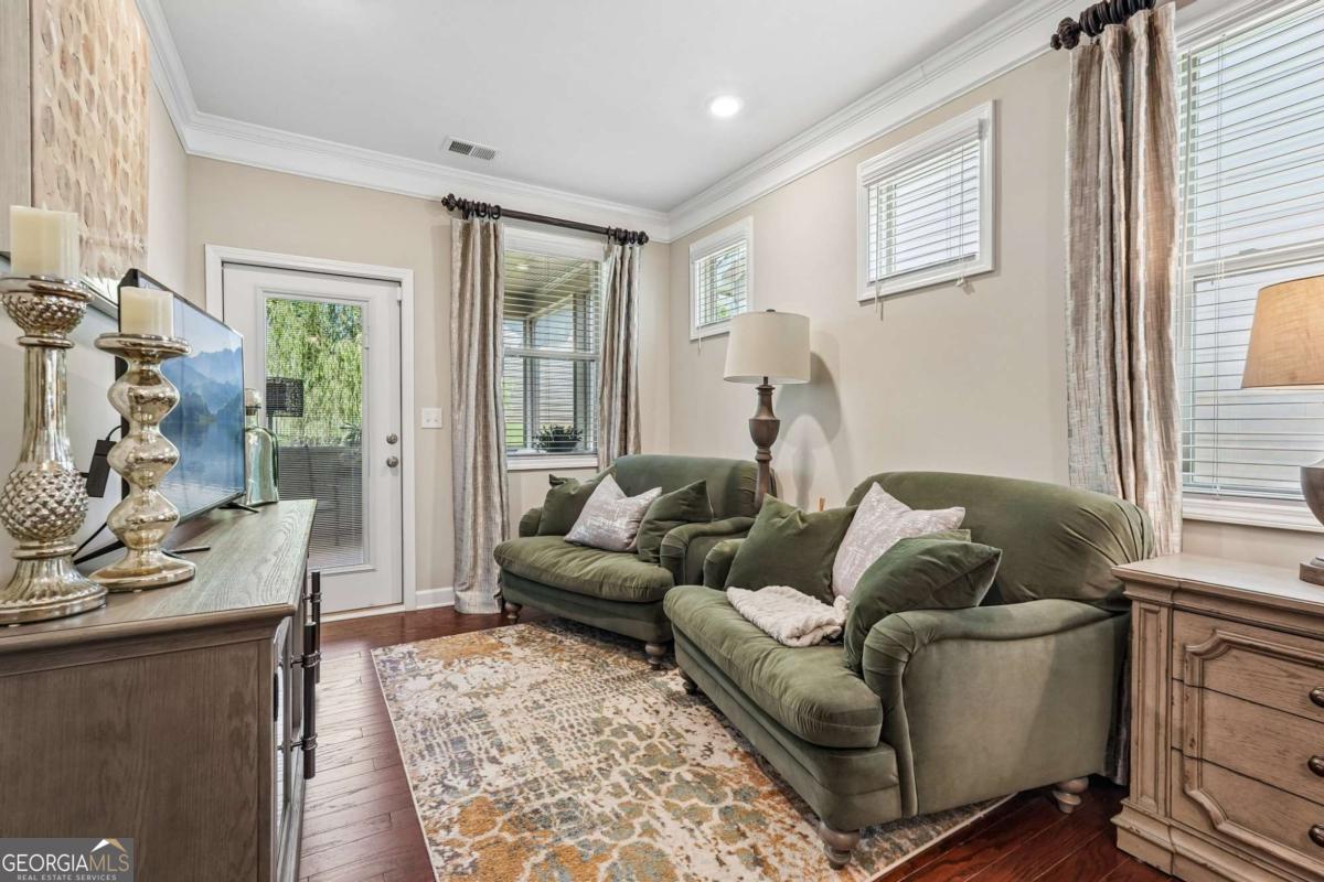 2690 Westlington Circle