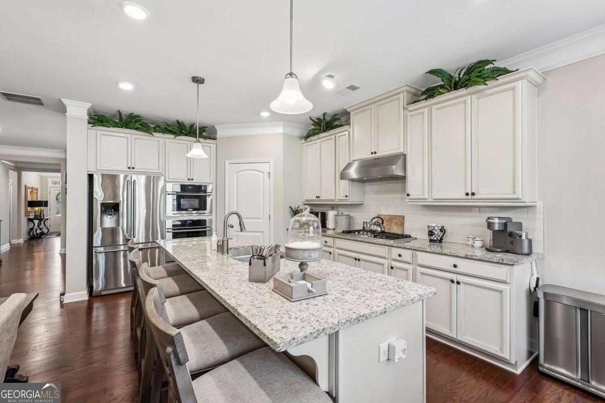 2690 Westlington Circle