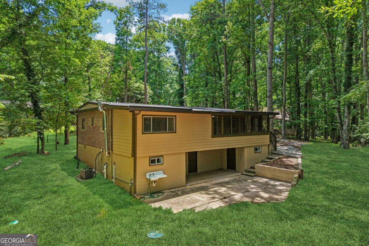 5085 Balus Drive