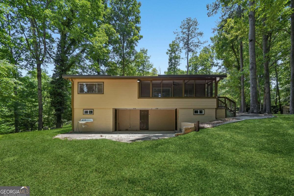 5085 Balus Drive