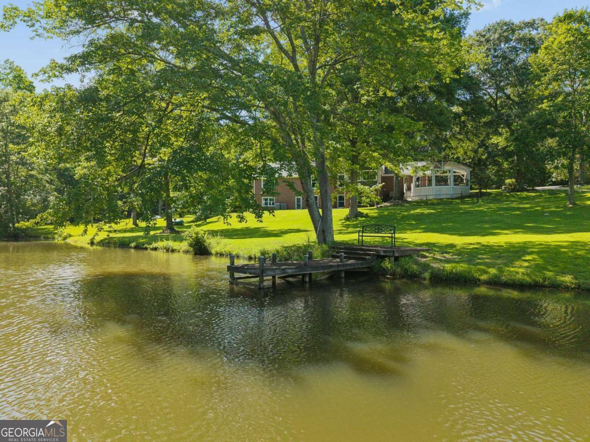 1091 Briar Lakes Road