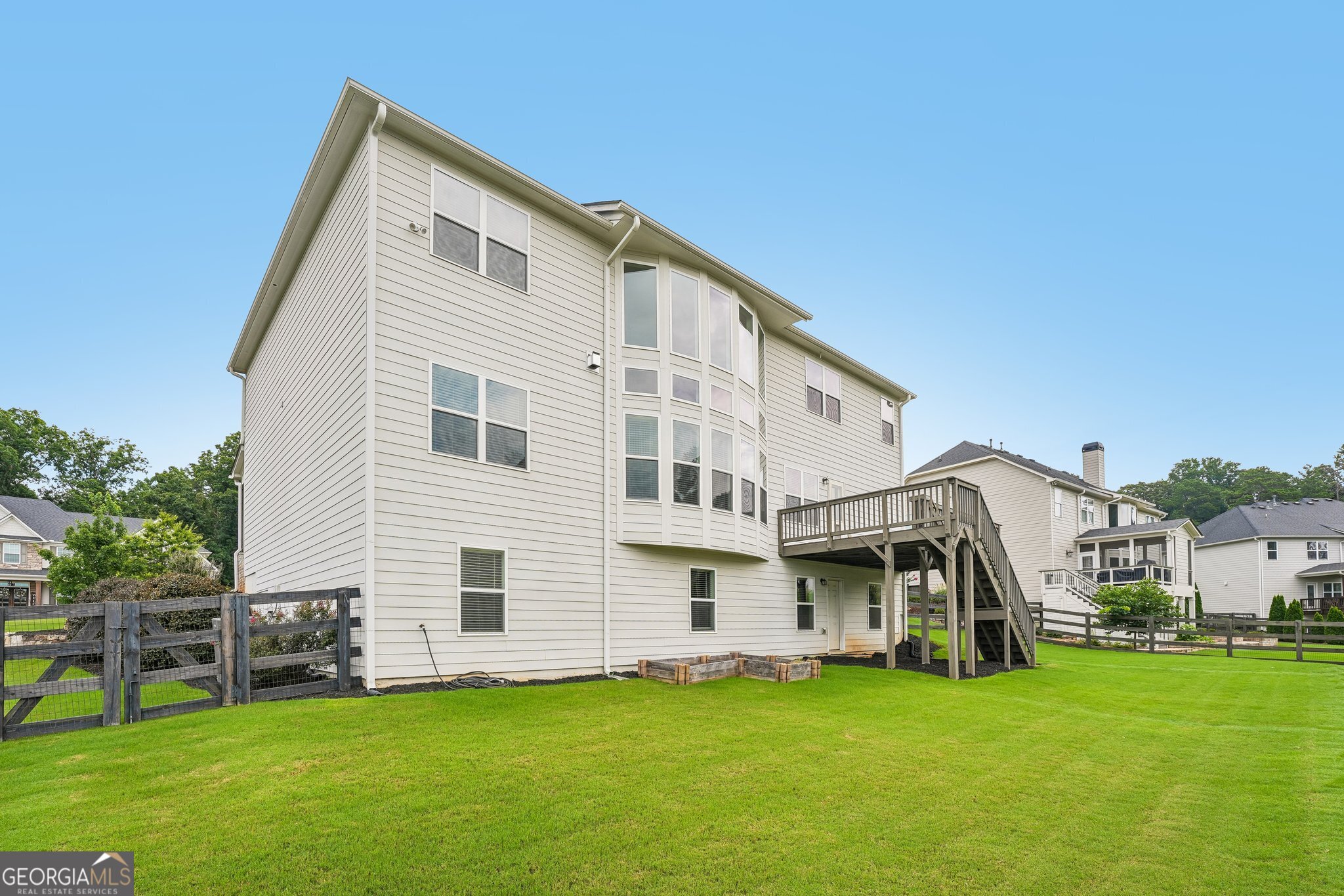 6695 Canyon Cove