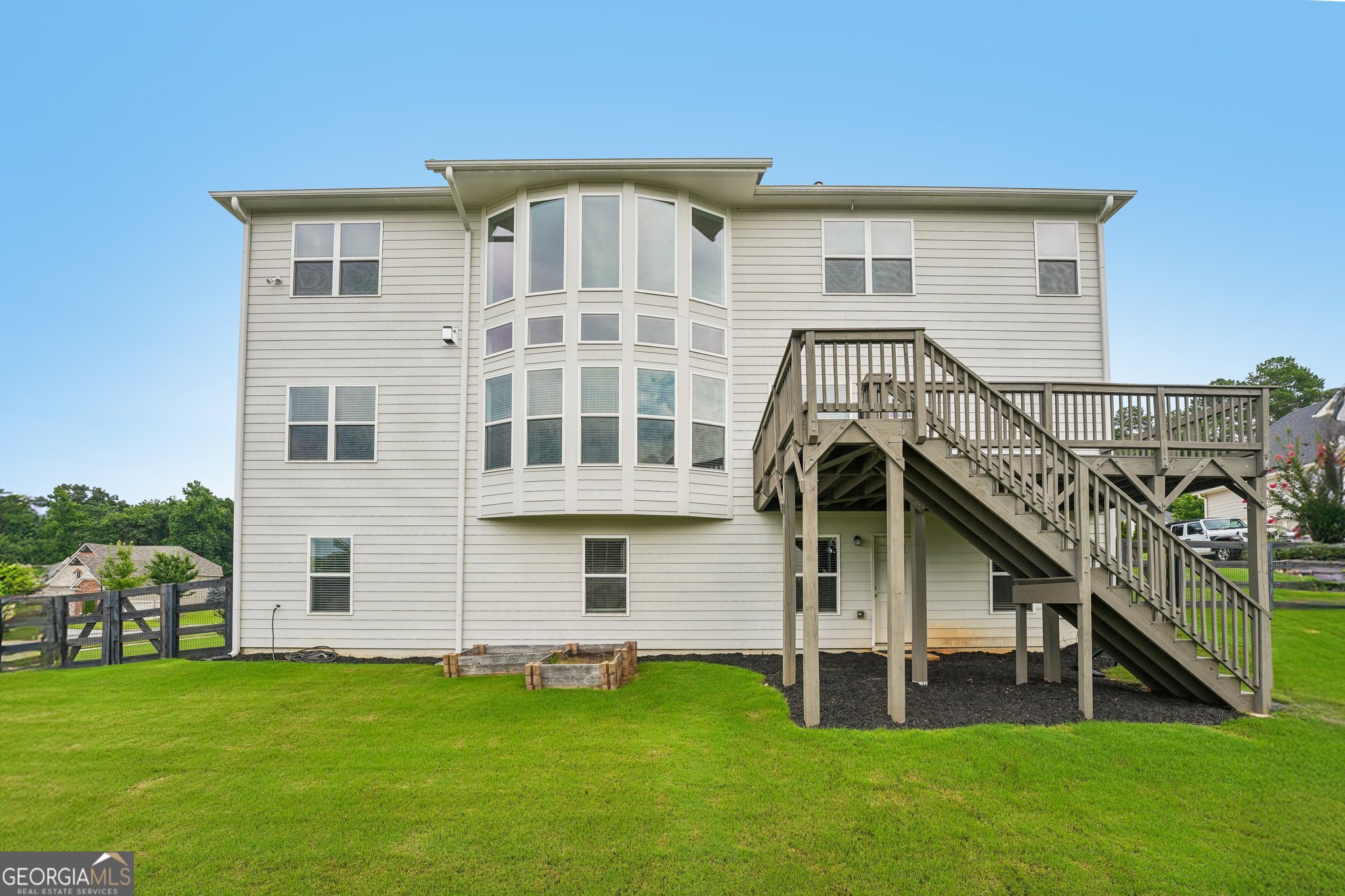 6695 Canyon Cove