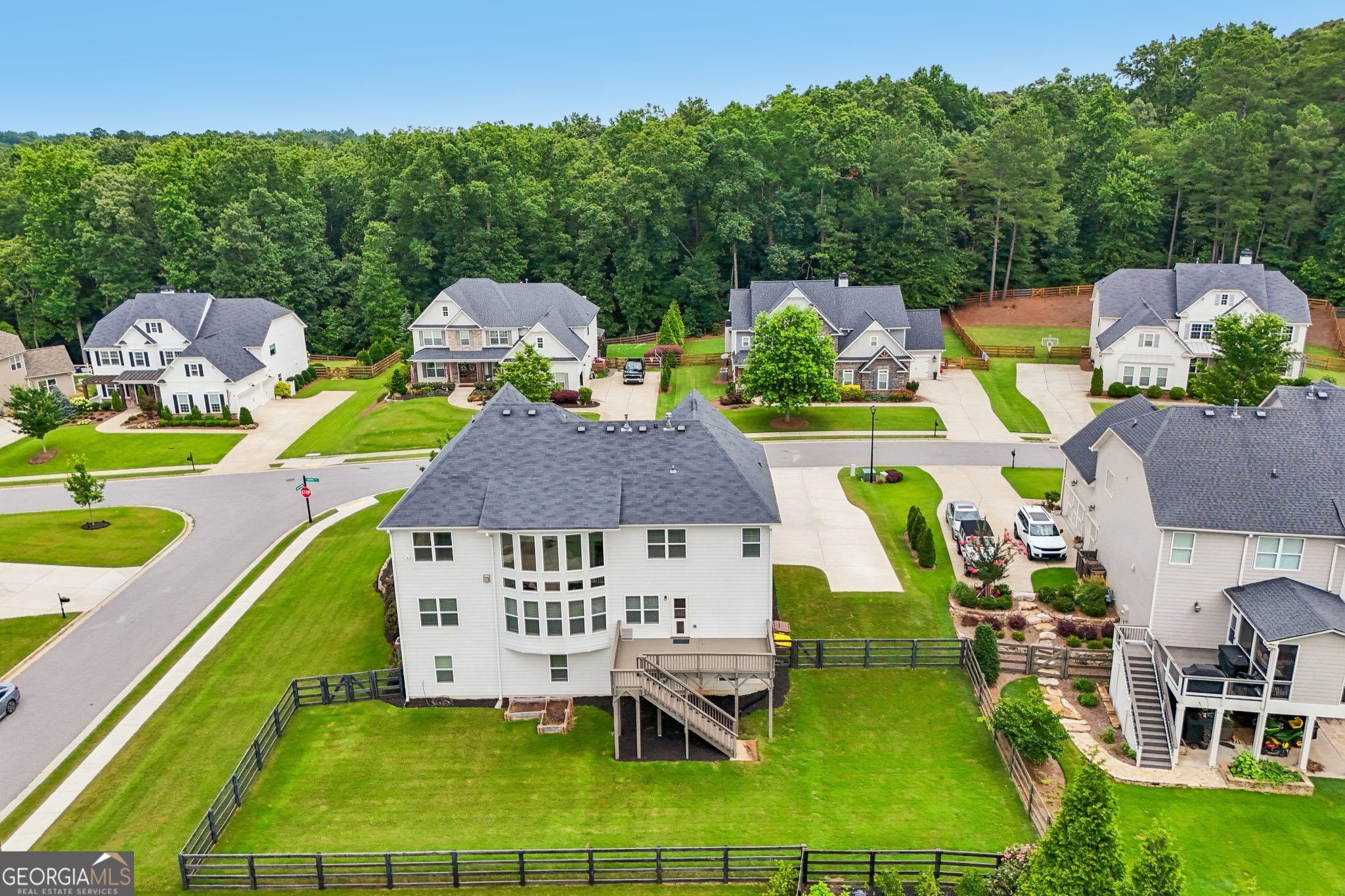 6695 Canyon Cove