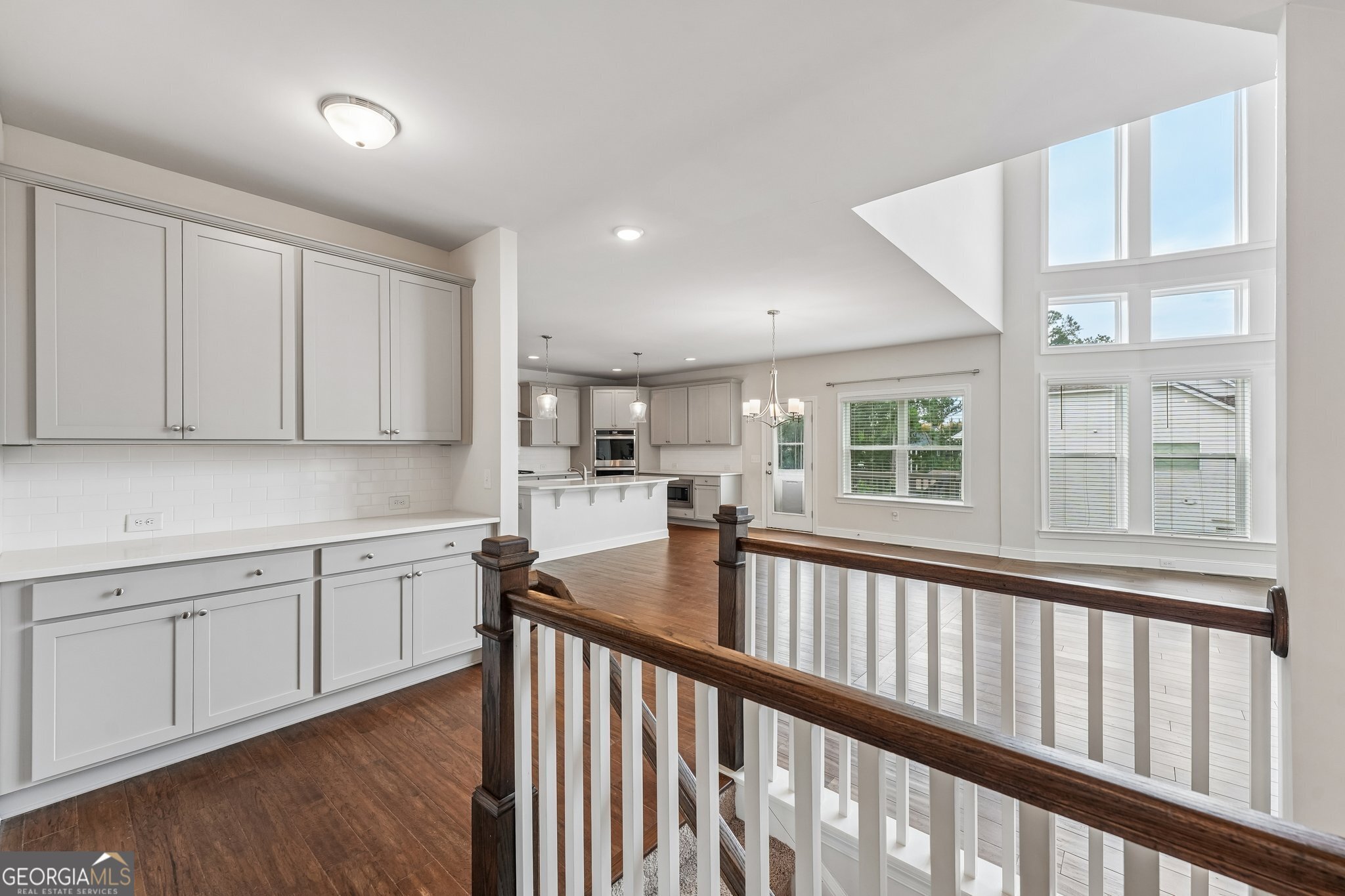 6695 Canyon Cove