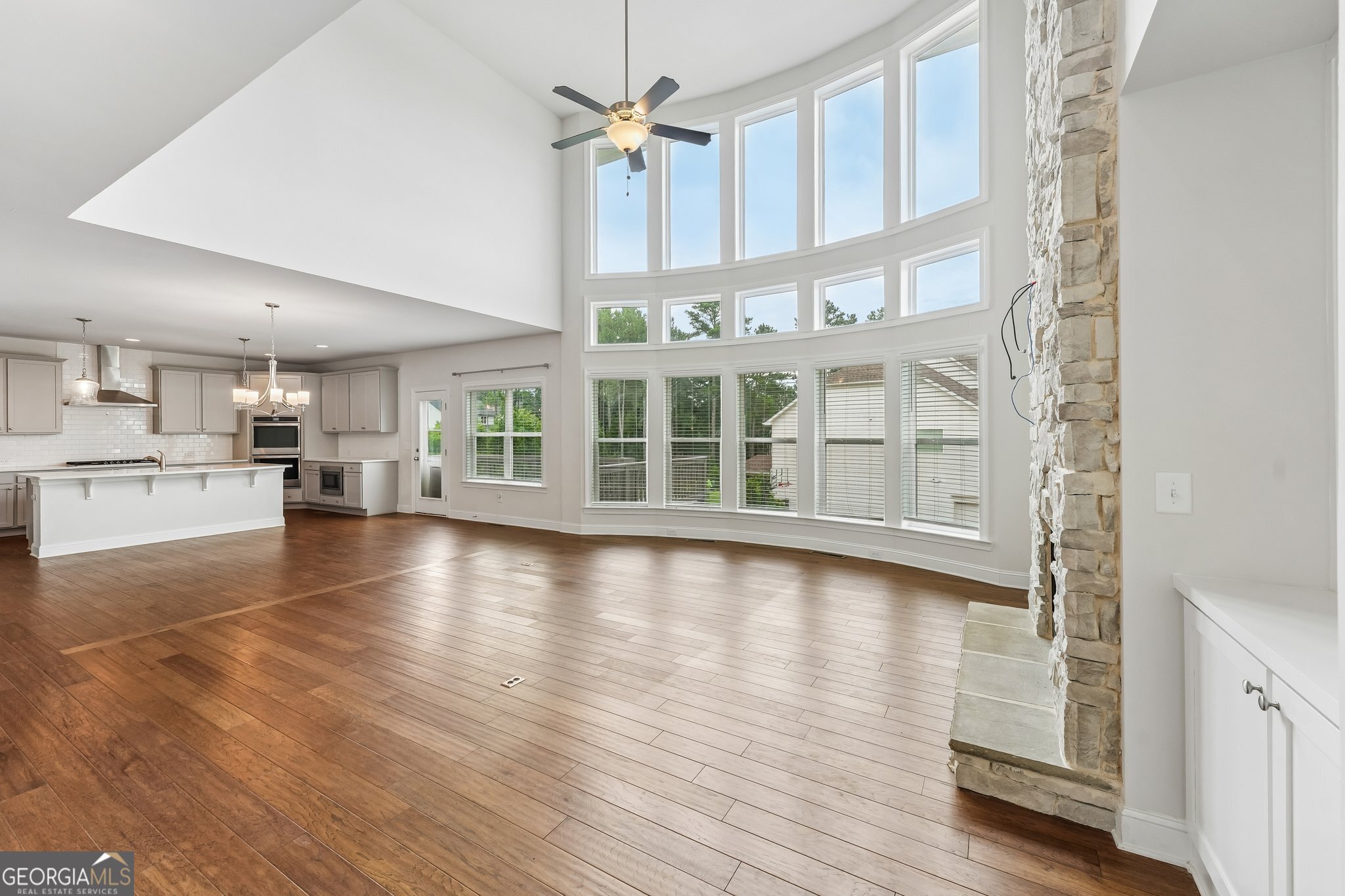 6695 Canyon Cove