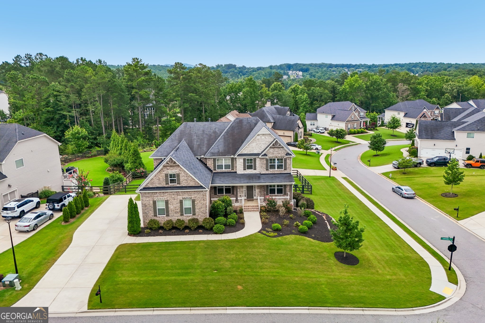 6695 Canyon Cove