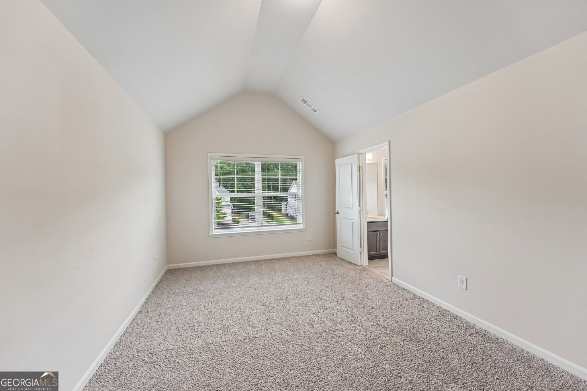 6695 Canyon Cove