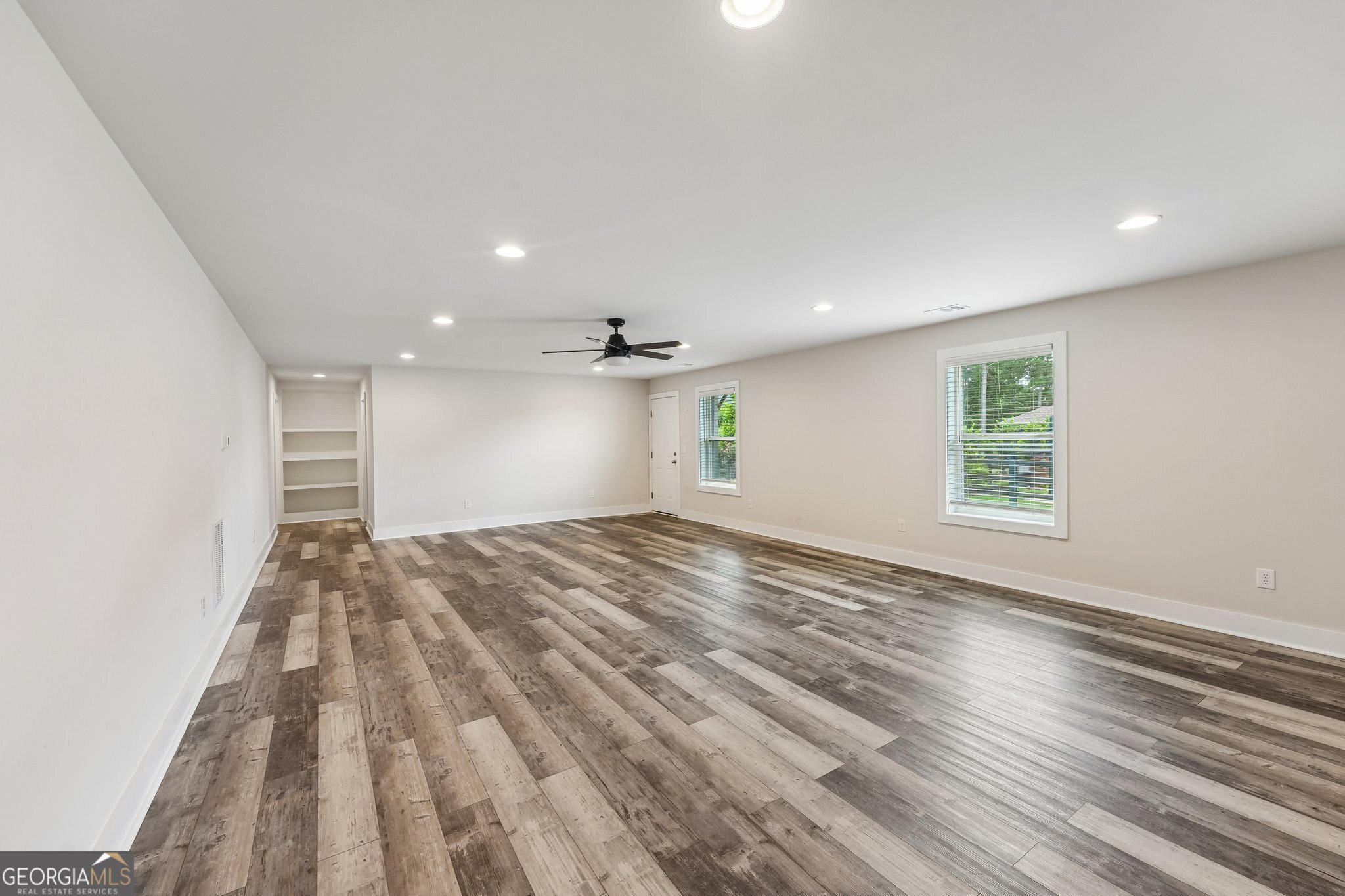 6695 Canyon Cove