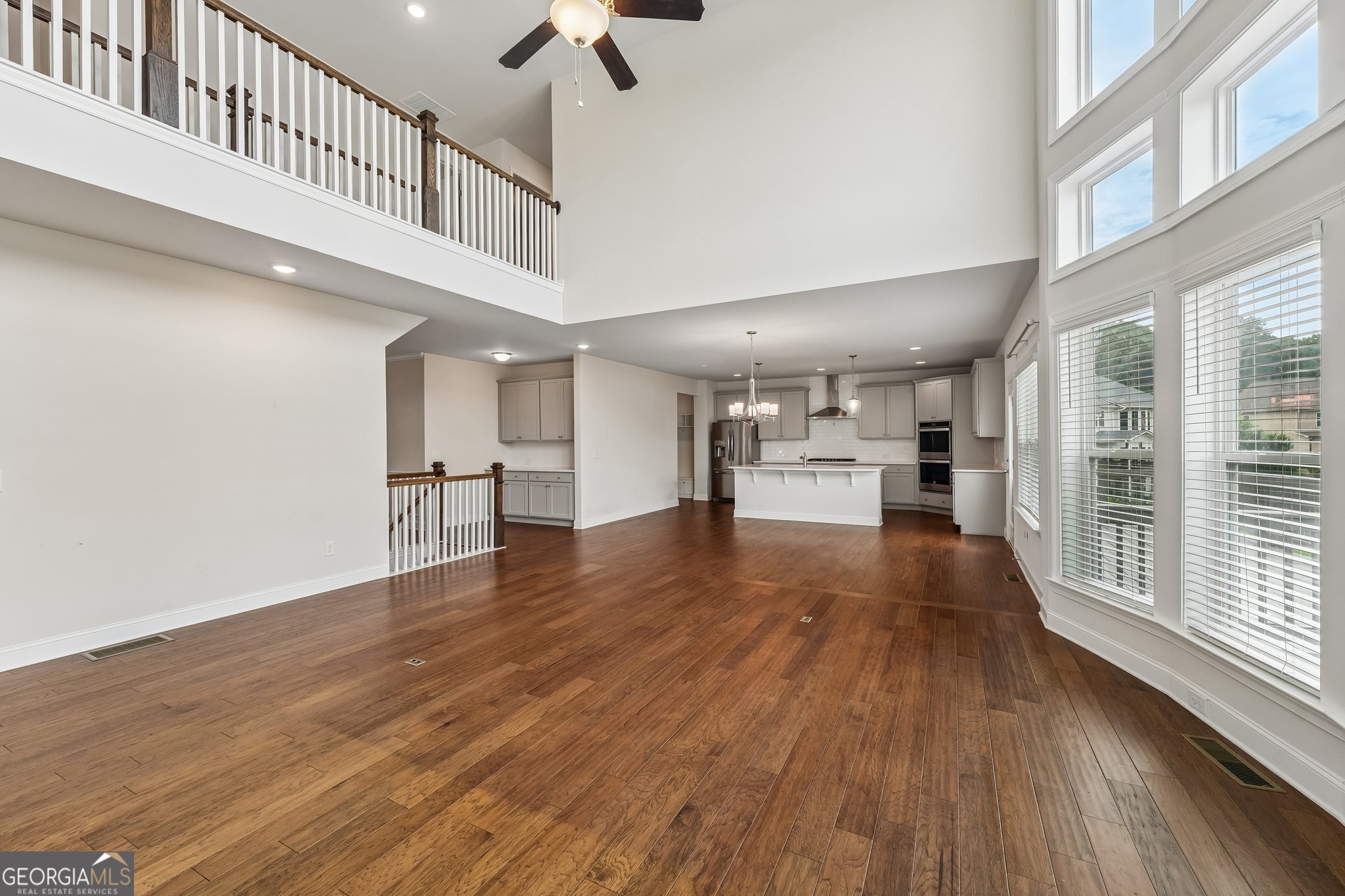 6695 Canyon Cove