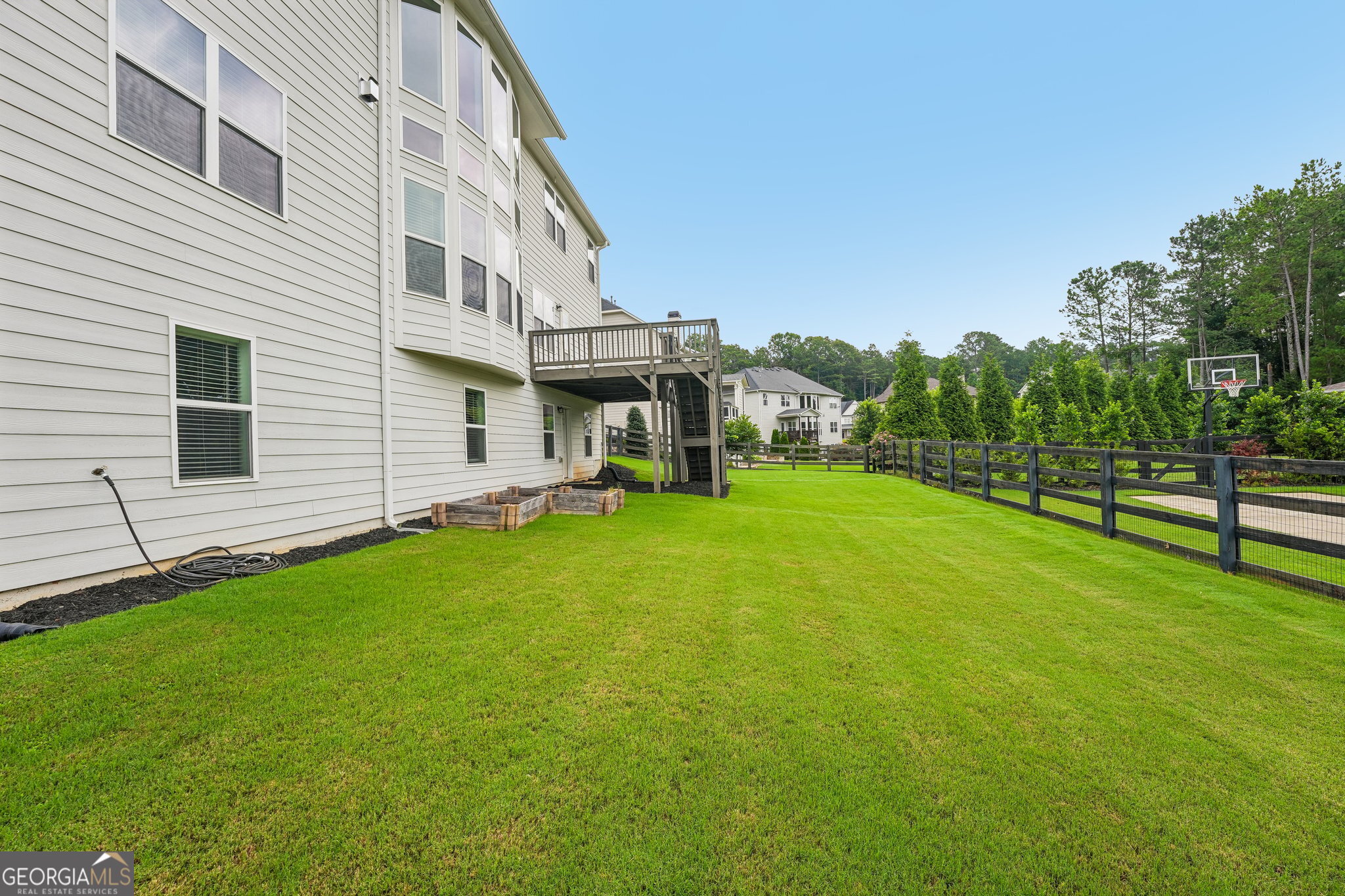 6695 Canyon Cove