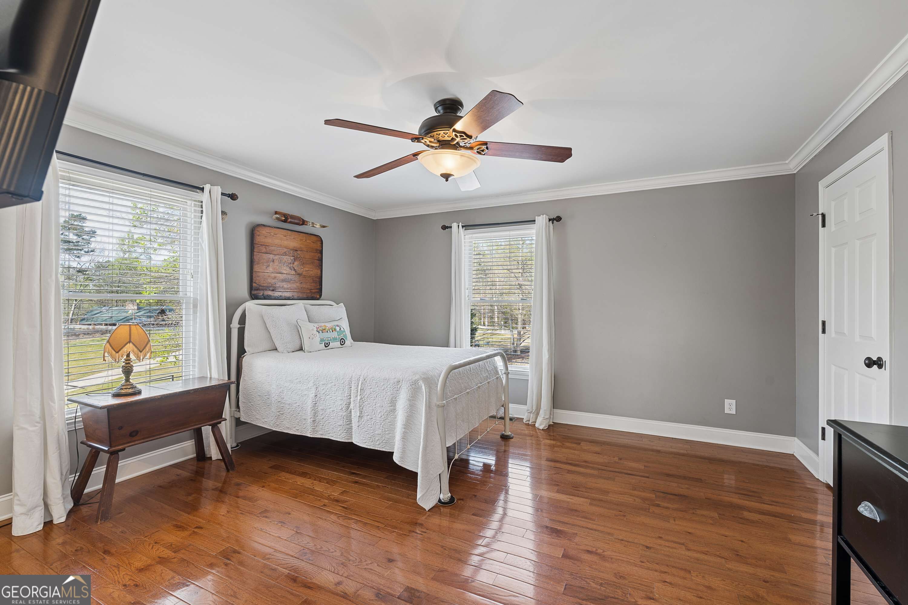 5457 Dogwood Lane