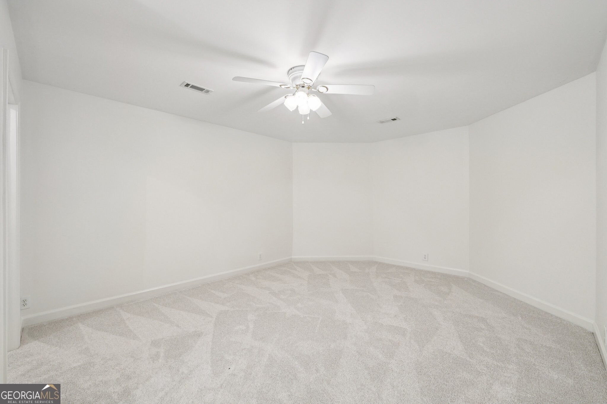 1390 Rogers Mill Lane