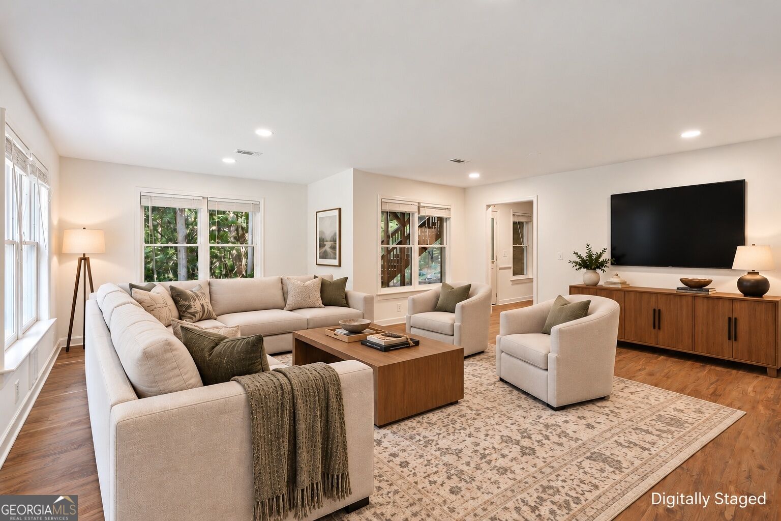 1390 Rogers Mill Lane