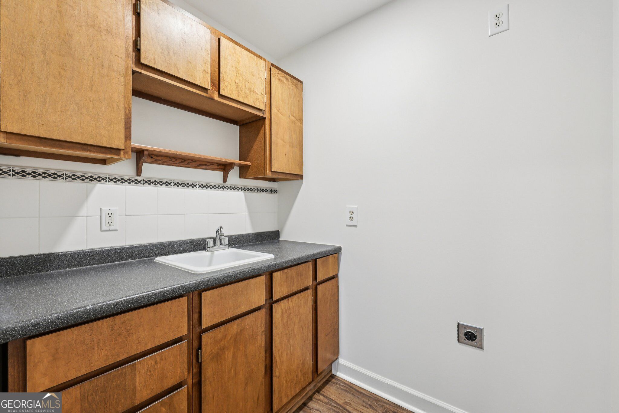 1390 Rogers Mill Lane