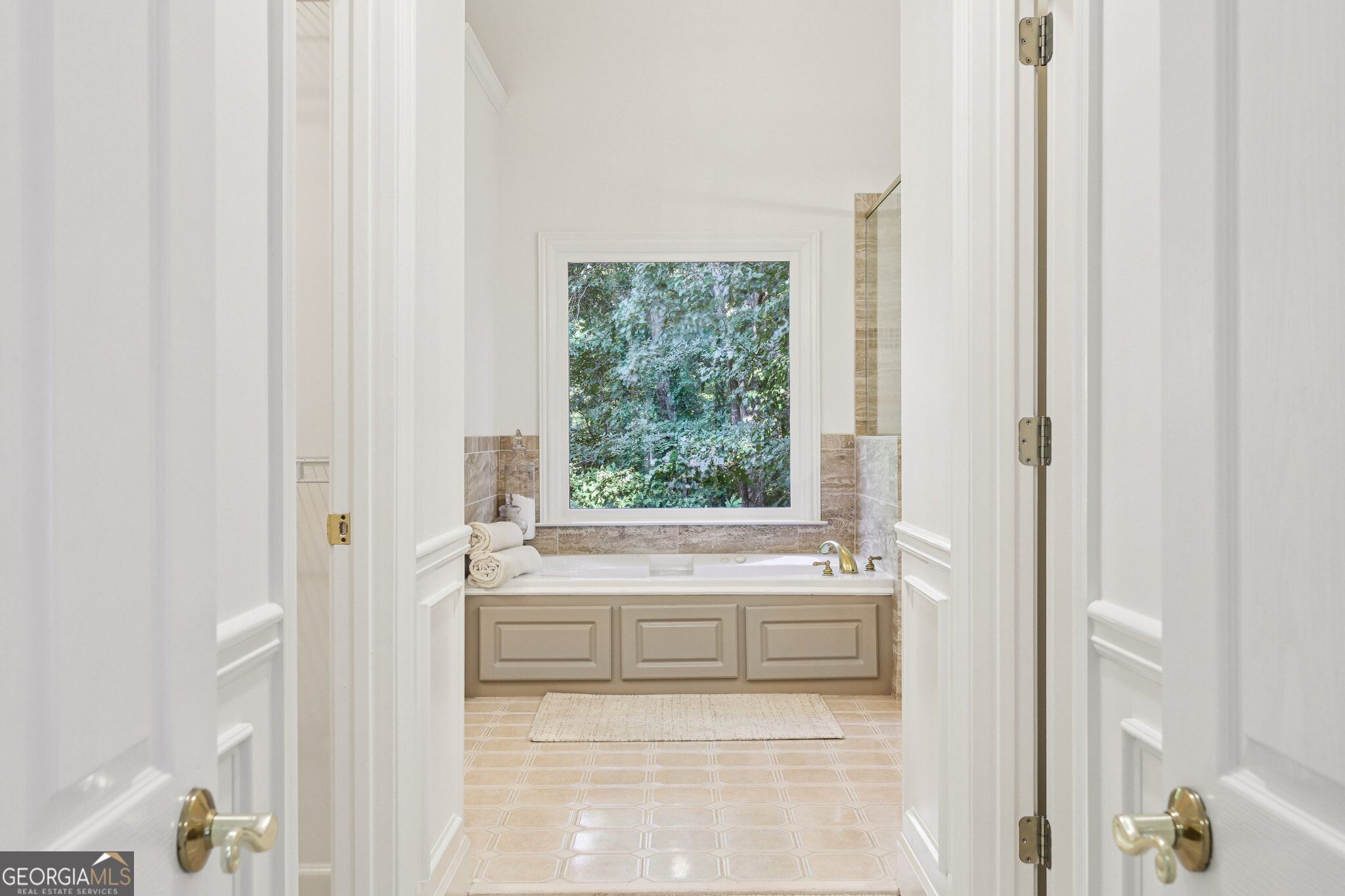 1390 Rogers Mill Lane