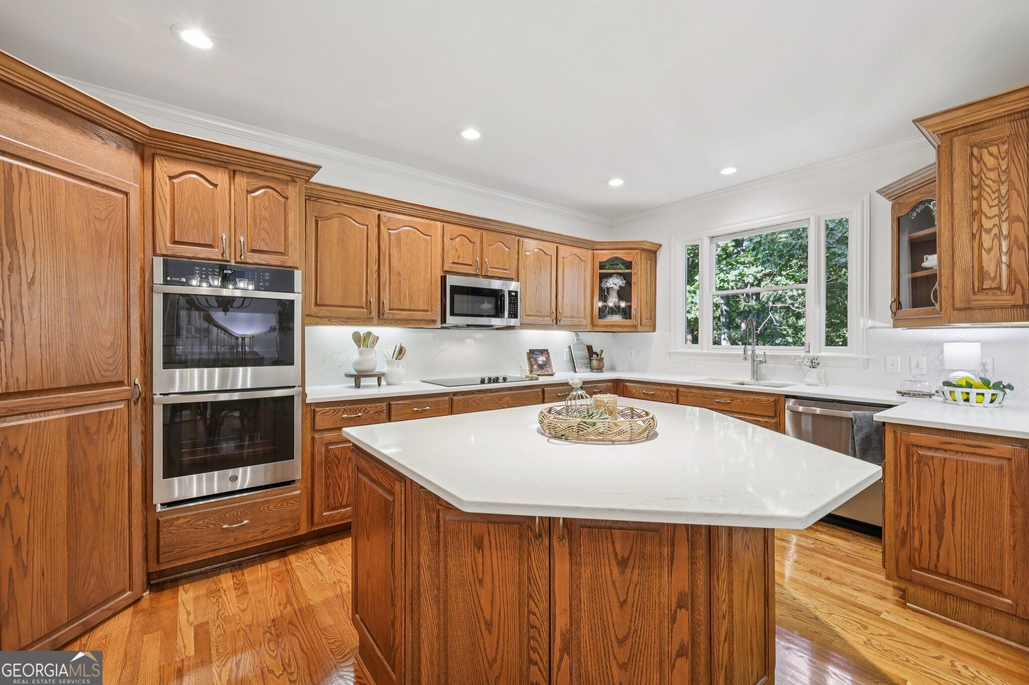 1390 Rogers Mill Lane