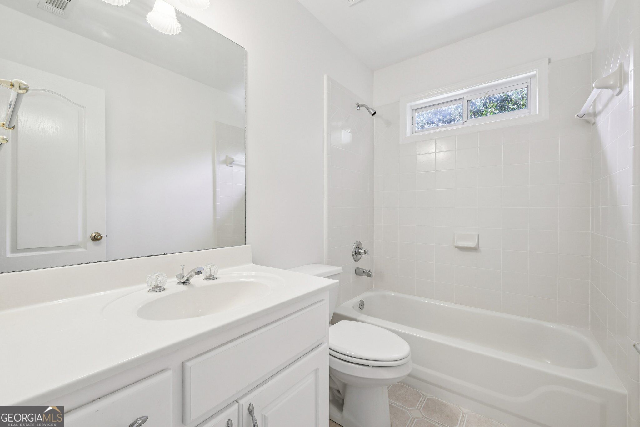 1390 Rogers Mill Lane