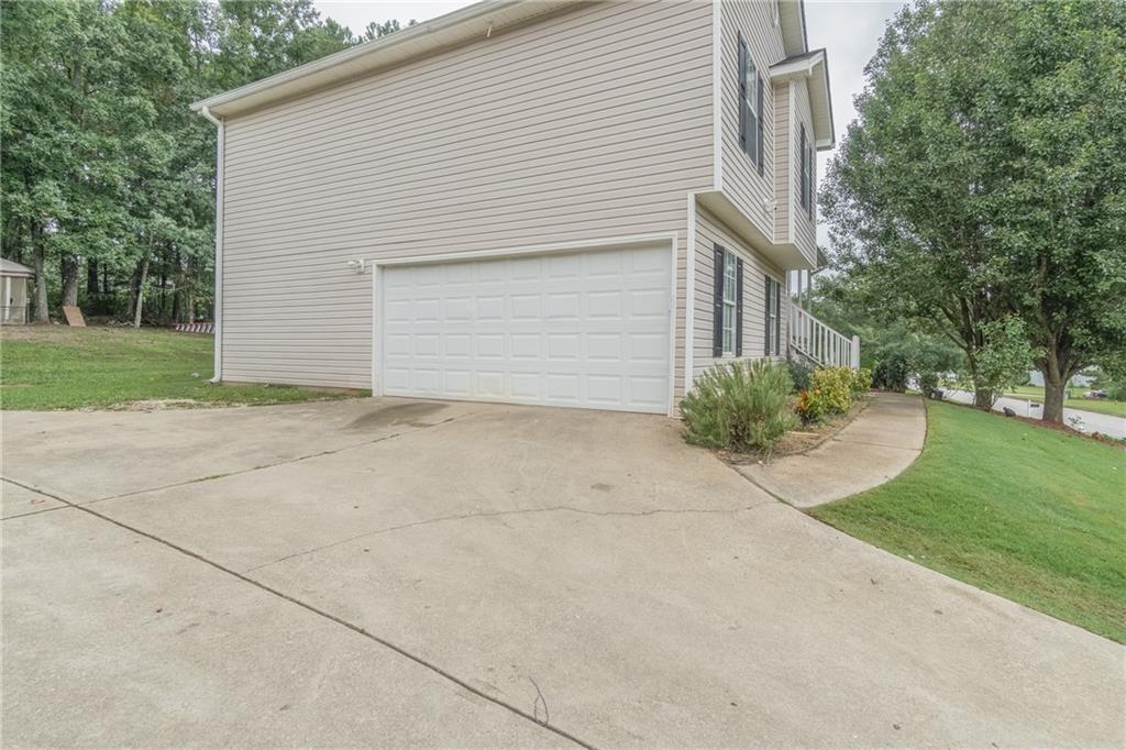 2728 Winky Bluff