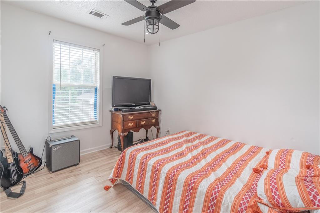 2728 Winky Bluff