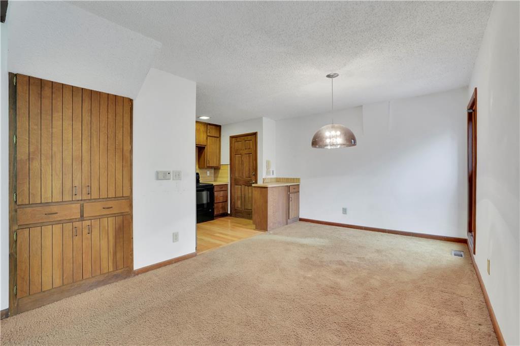 4016 Loch Highland Pass NE